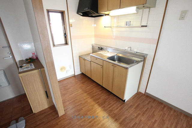 キッチン サンヒルズ高瀬 202号室 2013/5/26撮影 写真3