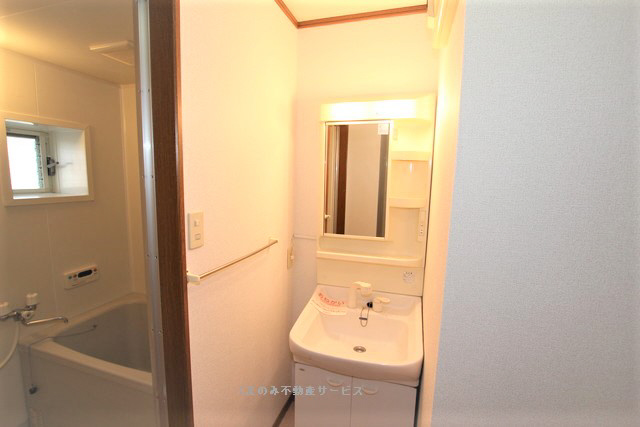 洗面所 ノーヴァビアンカ102号室 2018/11/4撮影 写真6