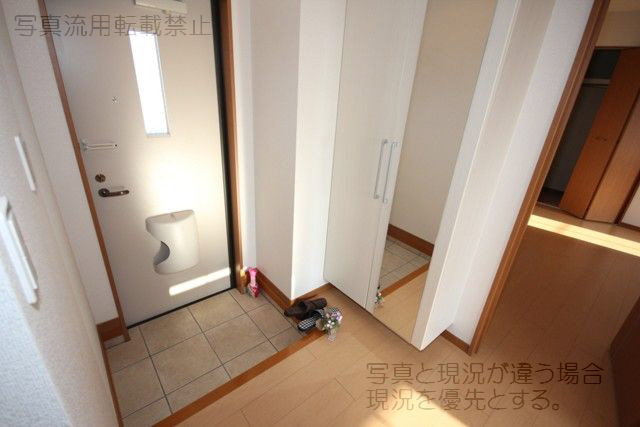 玄関 写真7