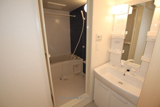 洗面所 サンファミール3B棟102号室 2012/9/28撮影 写真6