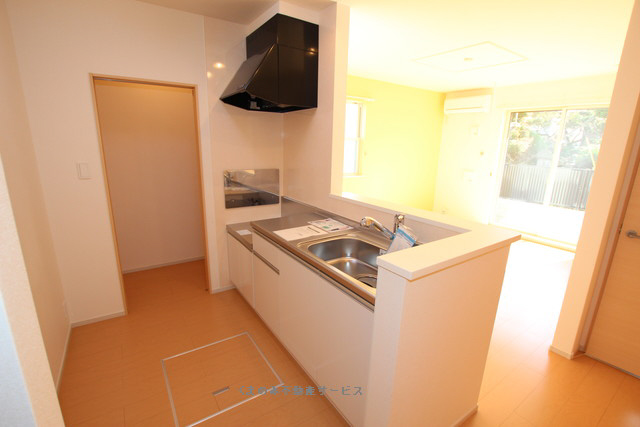 キッチン ドマーニ三隈A棟 102号室 2012年11月16日 写真4