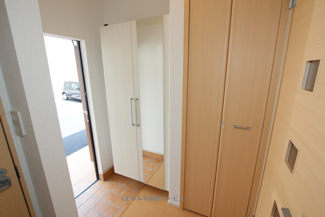 玄関 プロムナードMⅡ 103号室 2014/7/8撮影 写真10