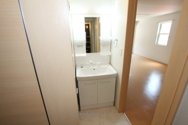 洗面所 プレズィール 101号室 2023年5月15日 写真6