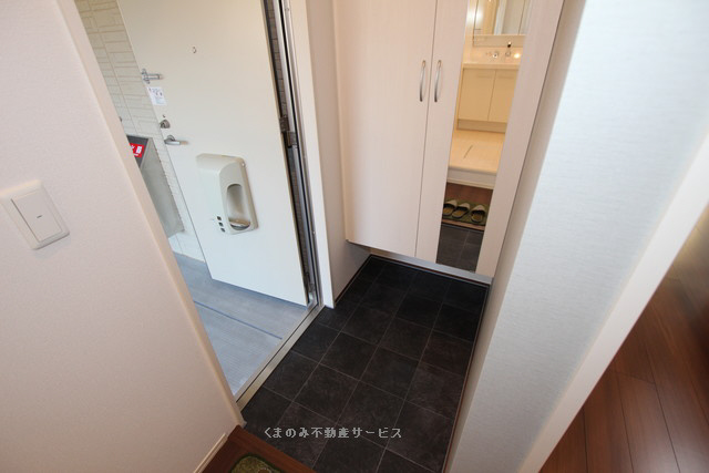 玄関 カタルパトモダ 207号室 2018/11/11撮影 写真9