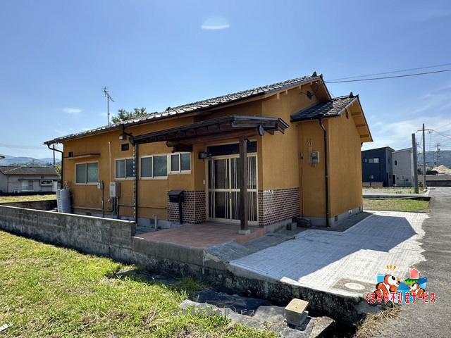 亀川町貸家