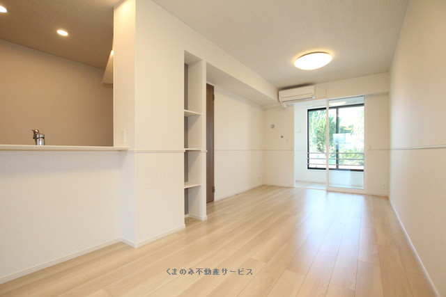 リビング プレミアム27番館 101号室 2025年11月10日 写真3